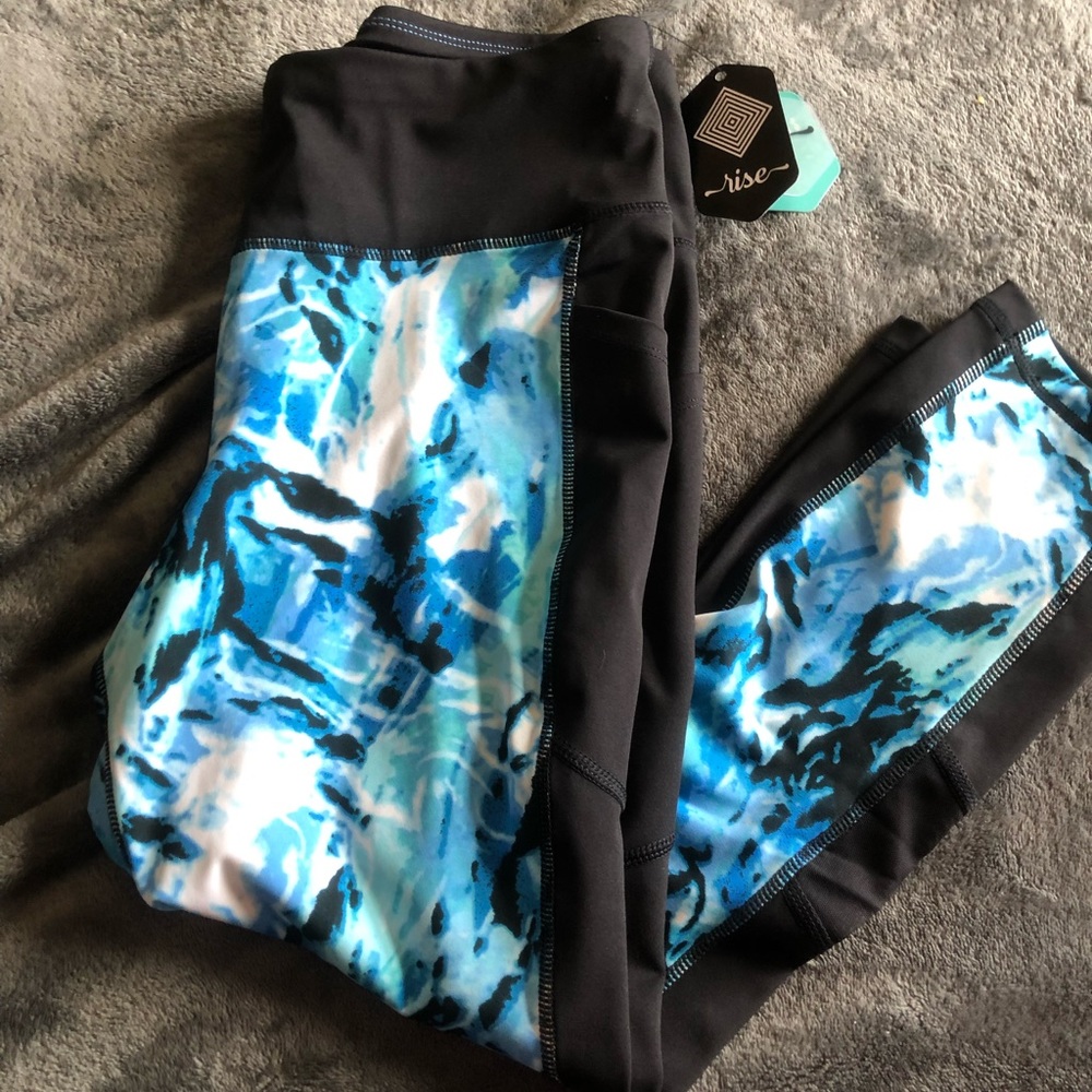 New Large LLR Fearless Crop Workout Pants